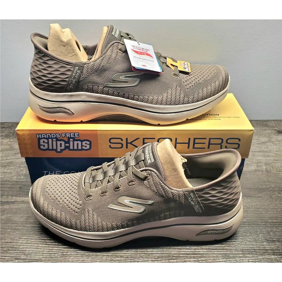 Skechers Shoes Mens 11.5 Go Walk Arch Fit Hands Free Slip-ins Taupe 216601