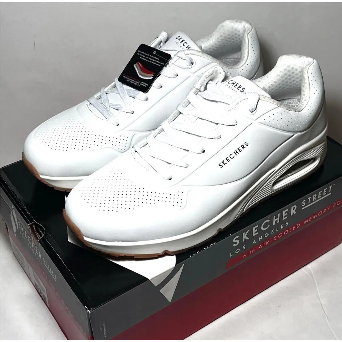 Skechers Men`s Skecher Uno Stand ON Air White Gum Comfort Classic Sneakers Size 12