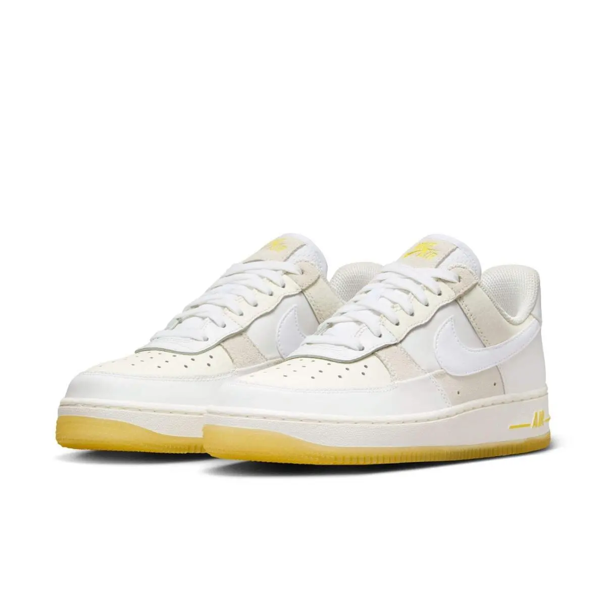 Nike Air Force 1 `07 Low FQ0709-100