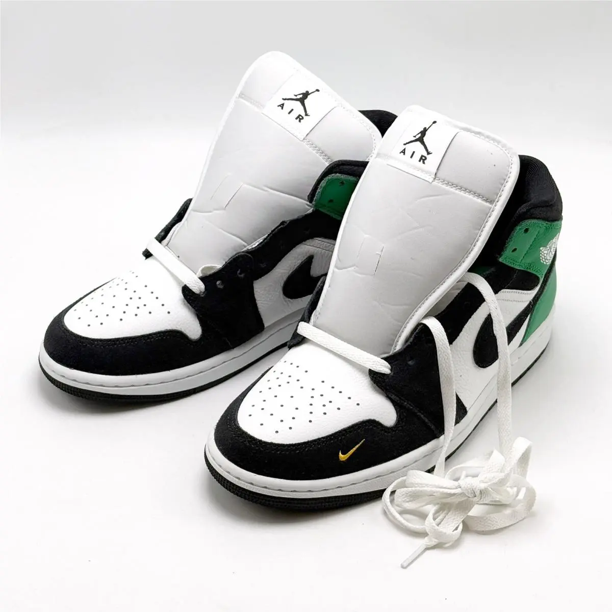 Nike shoes - Air Jordan 1 Mid - Air Mid - II9812-100 - White 7