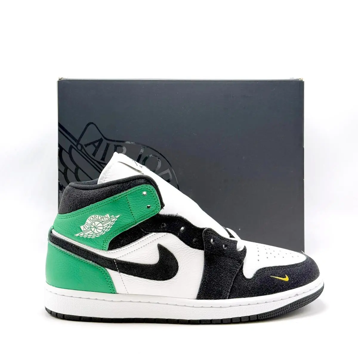 Nike shoes - Air Jordan 1 Mid - Air Mid - II9812-100 - White 6