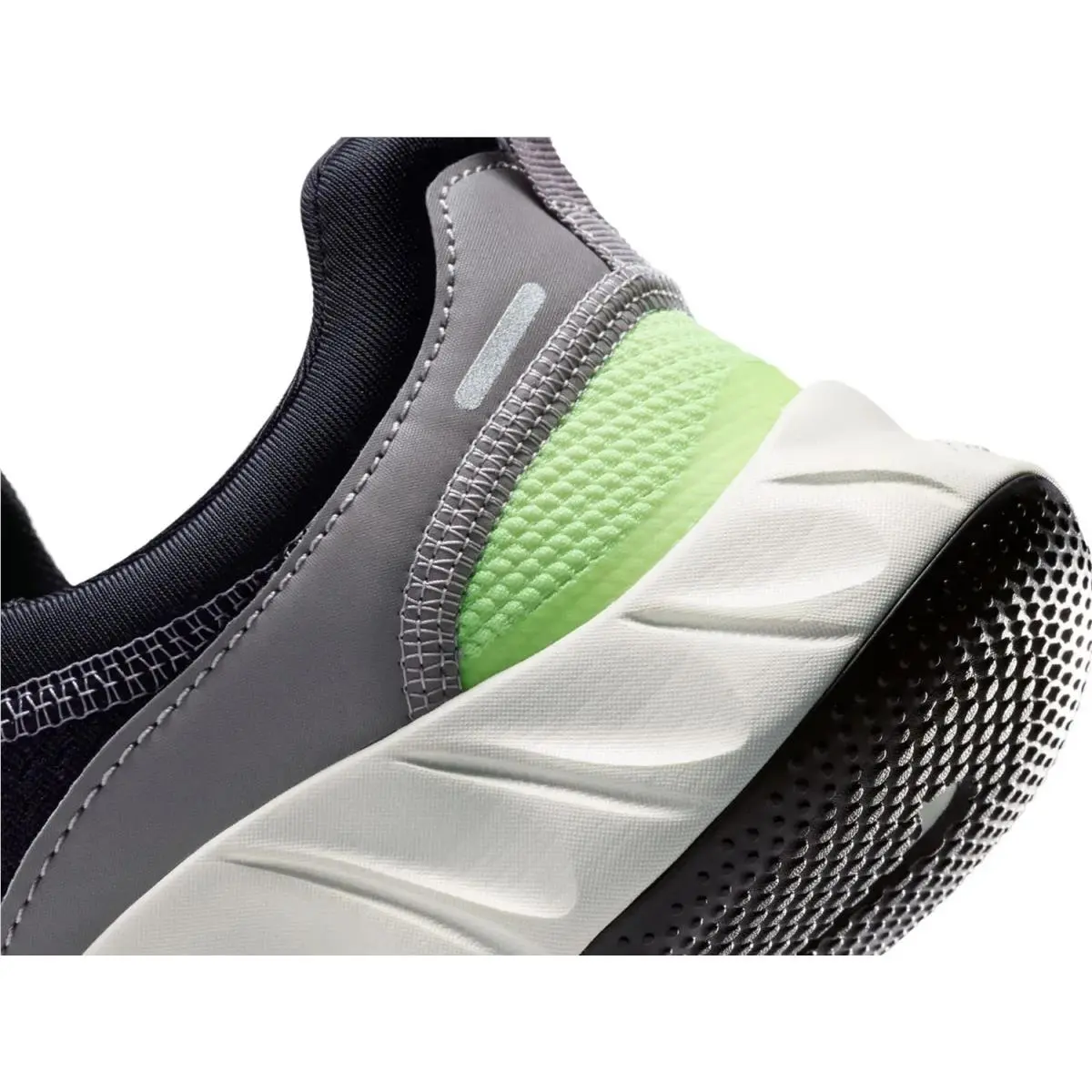 Nike shoes - Black/Green 15