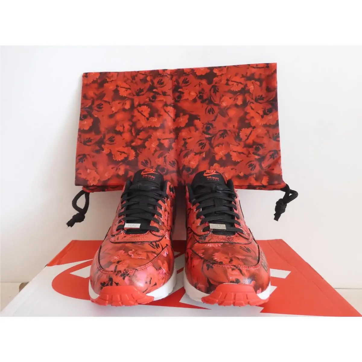 Nike shoes - Nike Air Max 1 - Air Max - 747105-600 - Red 39