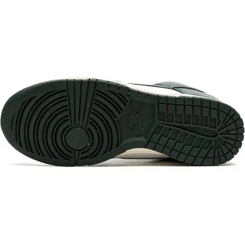 Nike shoes - DQ8580 100 - DQ8580 100 - White/Pro Green-Coconut Milk 3