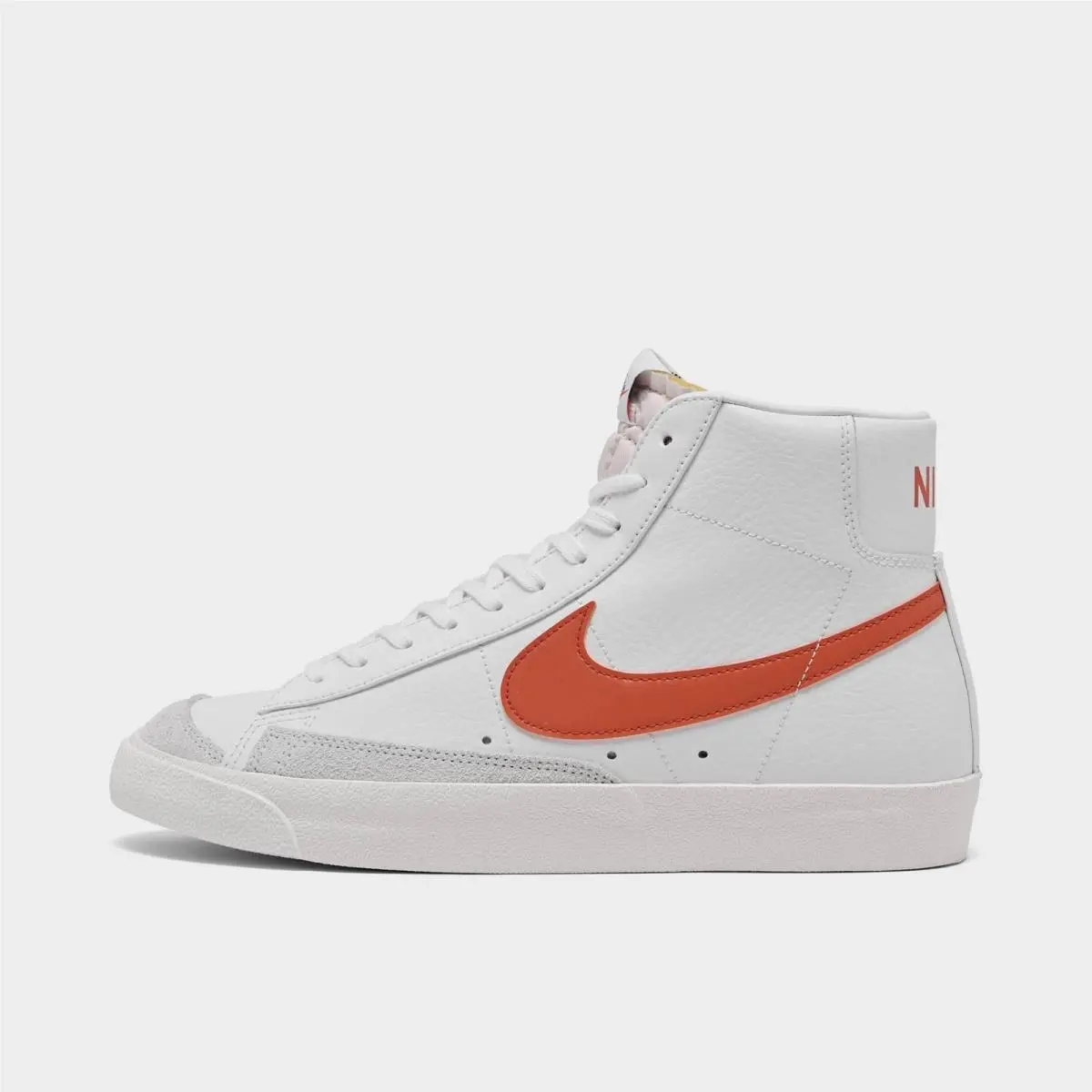 BQ6806-110 Mens Nike Blazer Mid 77 Vintage `white Mantra Orange`