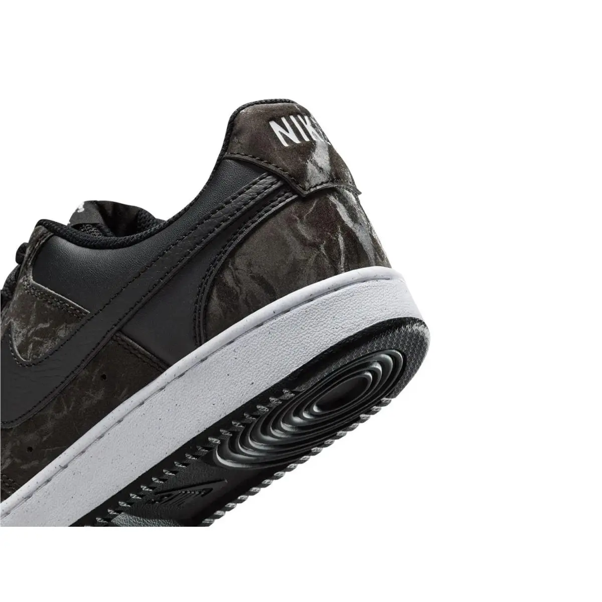 Nike shoes - Black/White 6