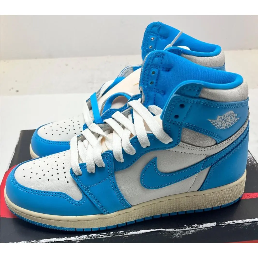 Nike Air Jordan 1 Retro High OG GS Youth Basketball Shoe FD1437 402