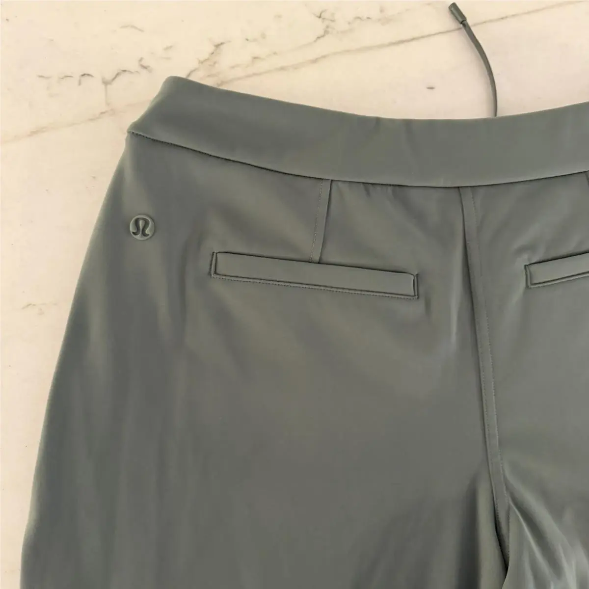 Lululemon clothing - Green 4
