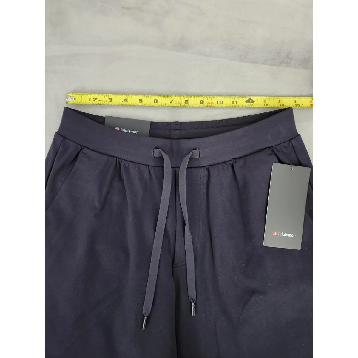 Lululemon clothing - Black 8