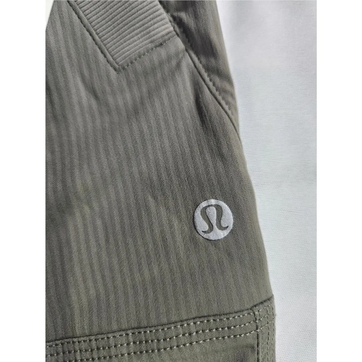 Lululemon clothing - Army Green 5
