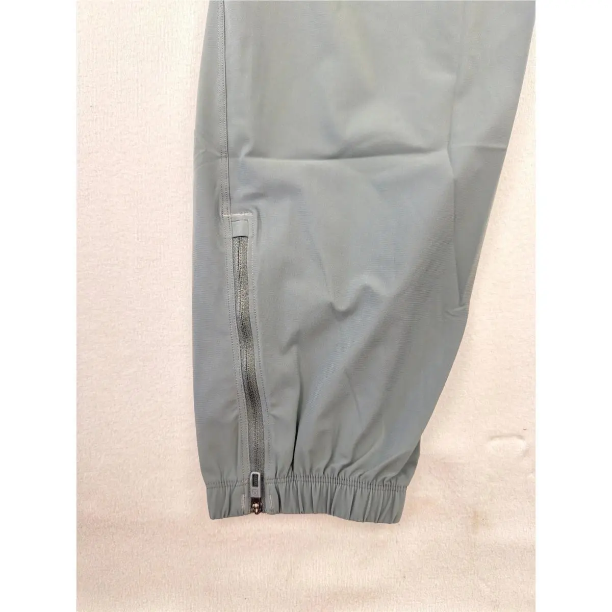 Lululemon clothing - Gray 5
