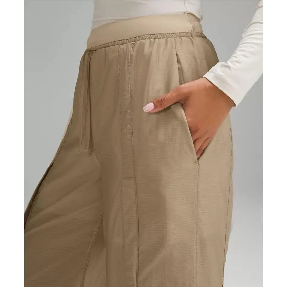 Lululemon clothing - Beige 2