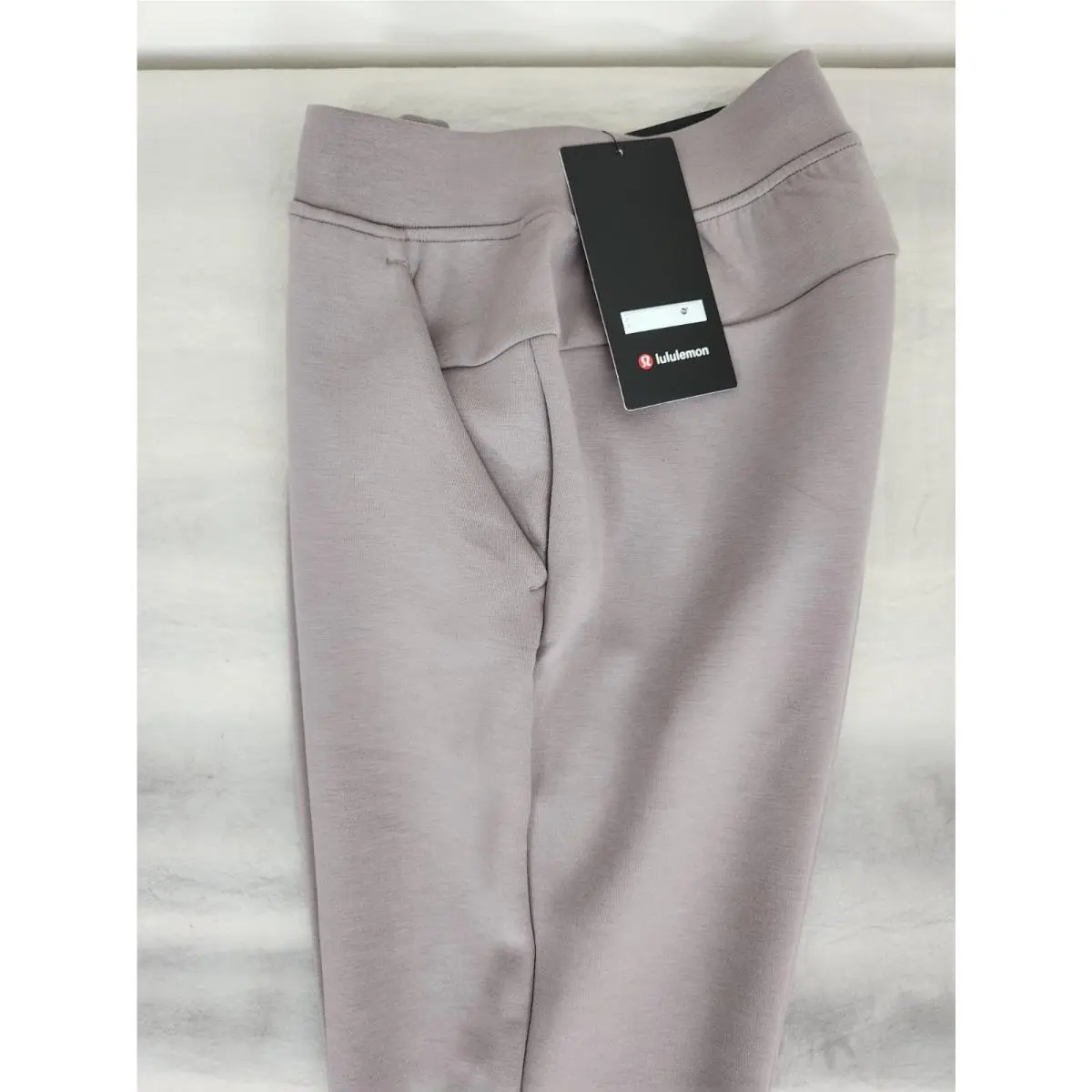 Lululemon clothing - Warm Ash Grey 6