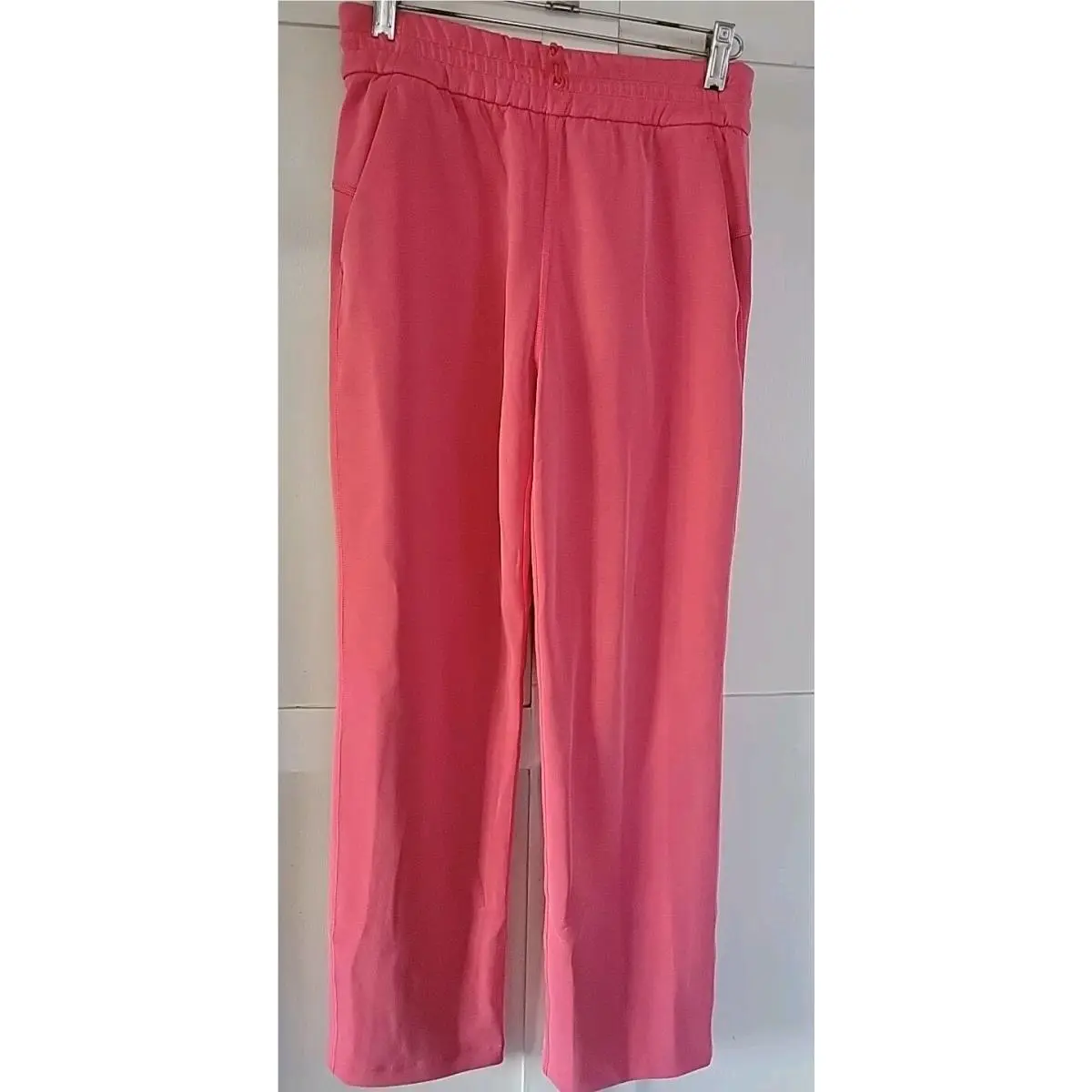 Lululemon Softstreme High-rise Pant in Light Pink Rose Sz 4