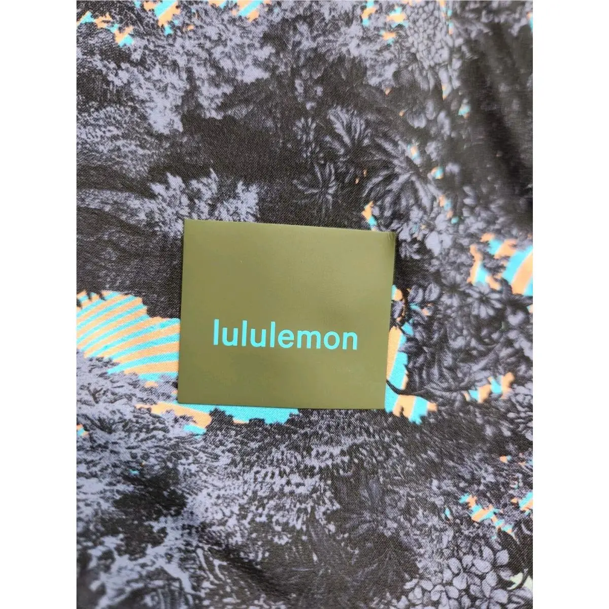 Lululemon clothing - Multicolor 3