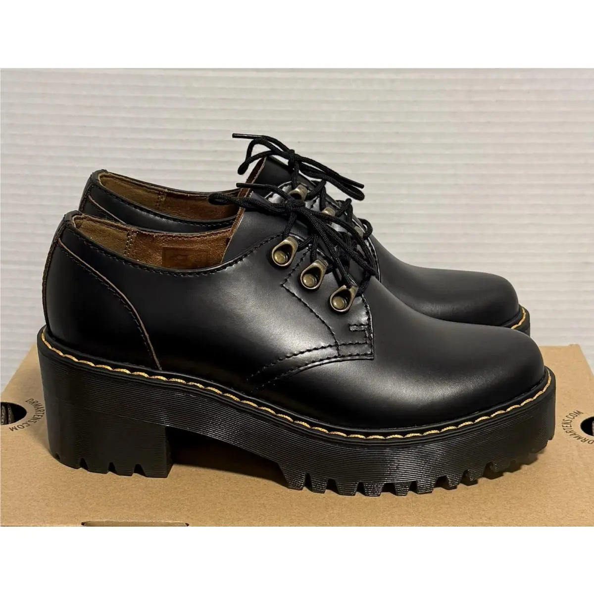 Dr. Martens Leona Lo Black Leather Heeled Platform Shoes/boots Womens Sz 7