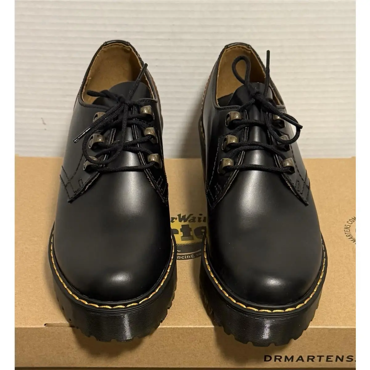 Dr. Martens shoes - Dr. Martens Leona Lo - Martens Leona - Black 8
