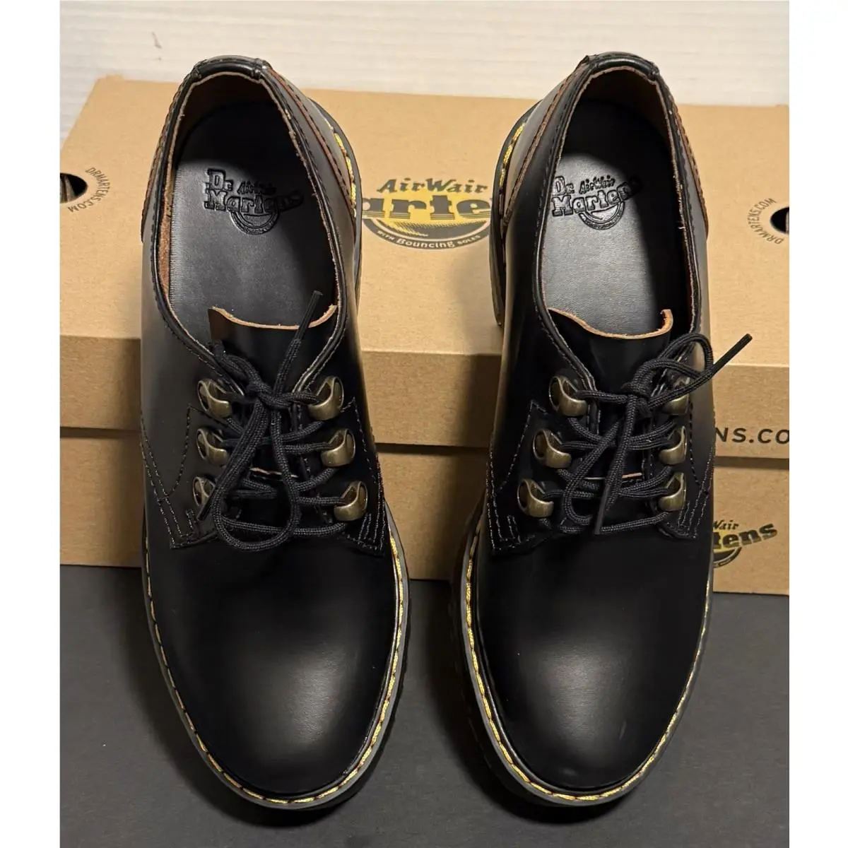 Dr. Martens shoes - Dr. Martens Leona Lo - Martens Leona - Black 6