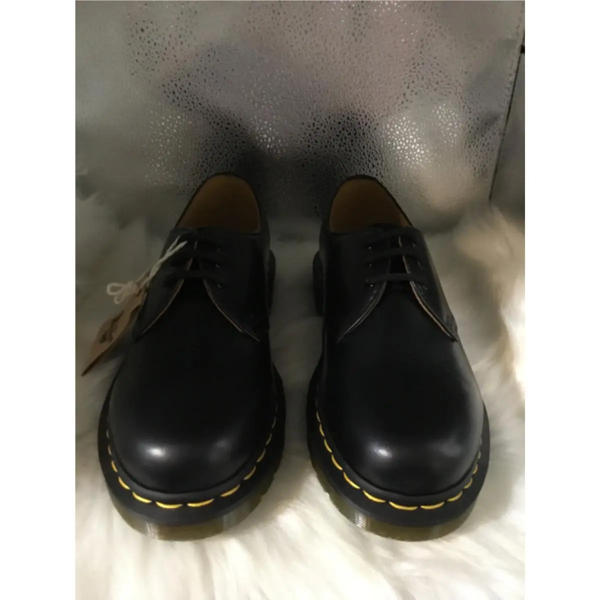 Dr. Martens 1461 Smooth Leather Oxfords - Size 7 Ladies /6 Mens