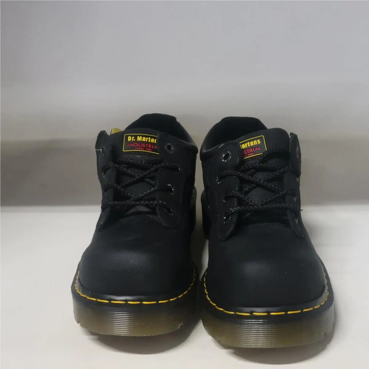 Dr. Martens shoes - Dr Martens Naseby - Naseby - Black 1