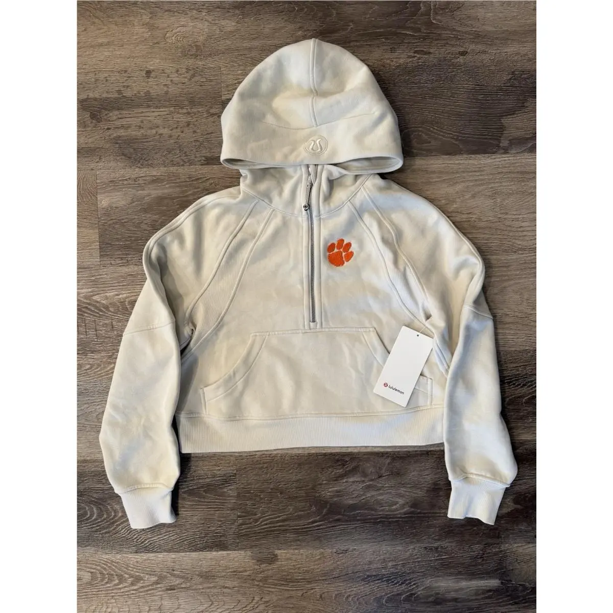 Lululemon clothing - White 1