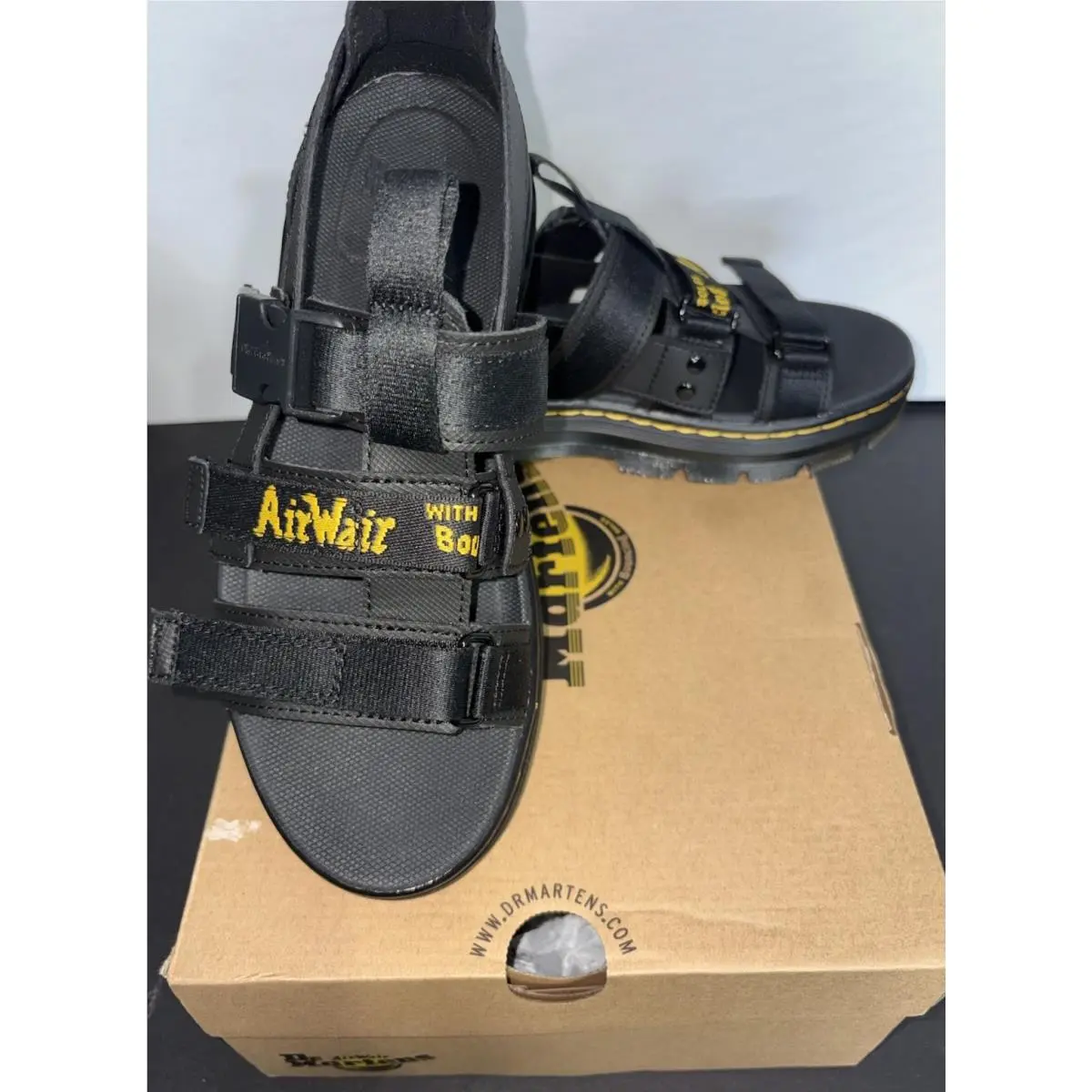Dr. Doc Martens Pearson Air Wair Strap Sandals Shoes Mens US 7 W Box Black
