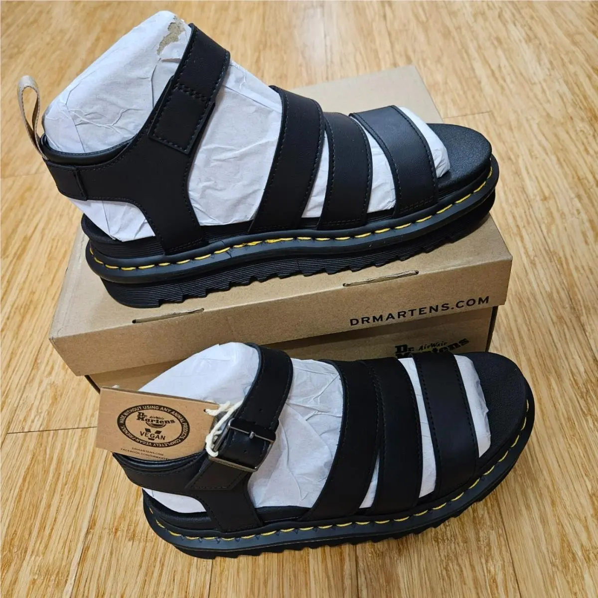 Dr. Martens Air Wair Womens Sandals Sz 9 Blaire Black Life is Strange Goth Punk