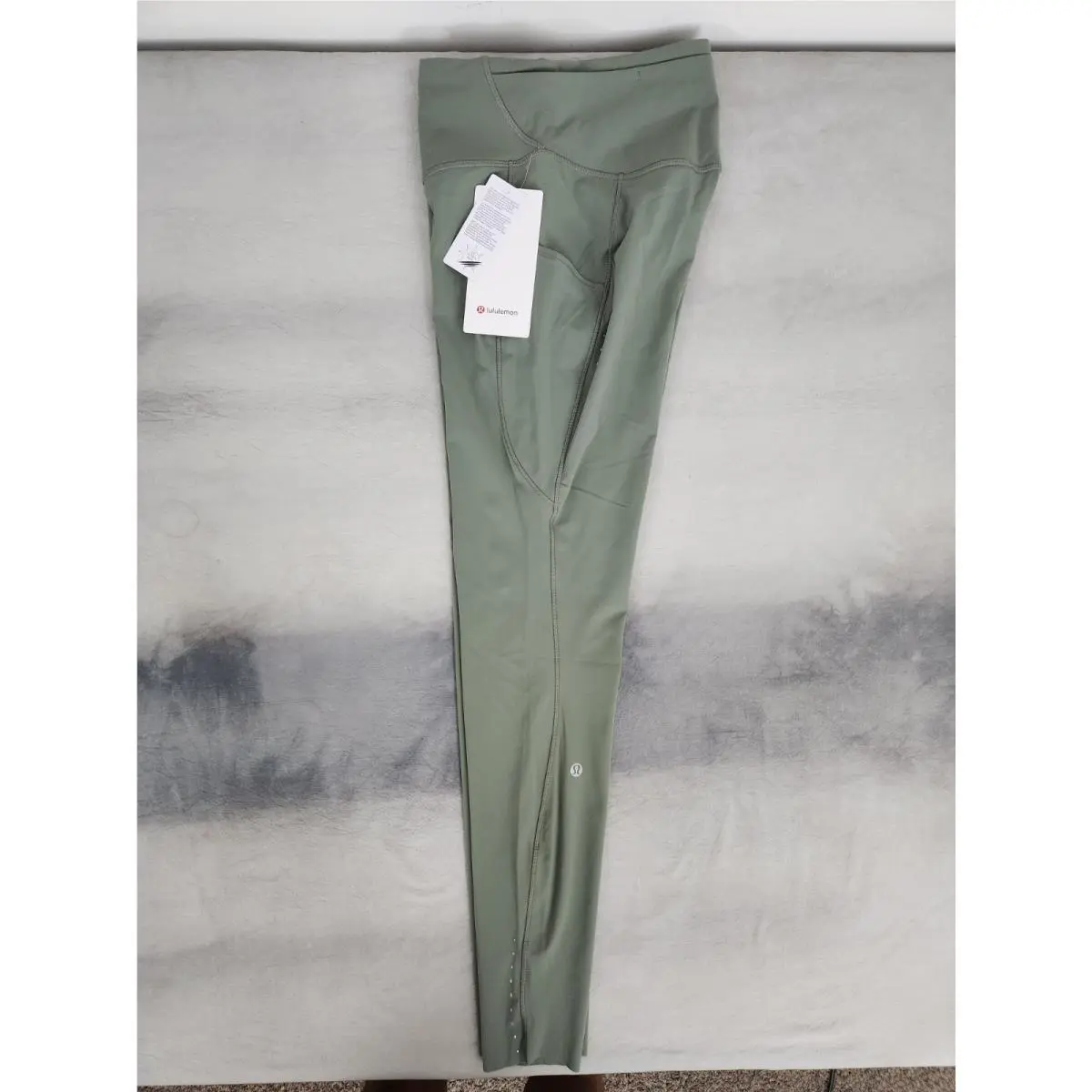 Lululemon clothing - Willow Leaf 4