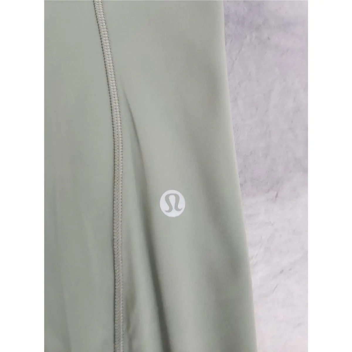 Lululemon clothing - Willow Leaf 6