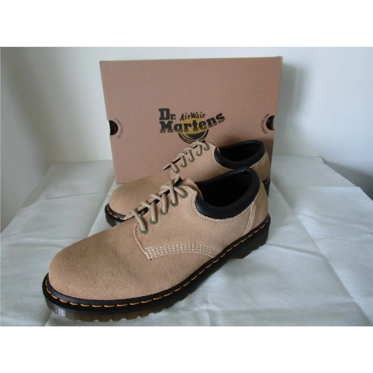 DR Martens 8053 Waxy Bronx Suede Savannah Tan Shoes US Mens Size 11