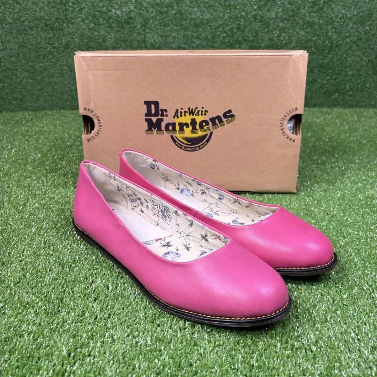 2009 Dr. Martens Airwair Marie Ballet Raspberry Pink Flats Shoes Women`s US 11