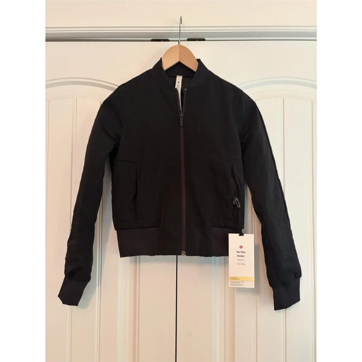 Lululemon Non-stop Bomber Jacket Black Women’s Size 0 Lightweight Athleisure
