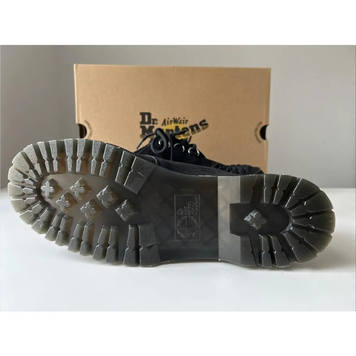Dr. Martens shoes - 40572001 - 40572001 - Black (UPC: 0190665703429) 16