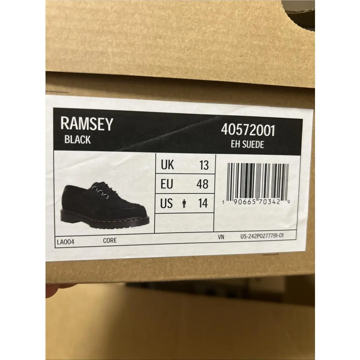 Dr. Martens shoes - 40572001 - 40572001 - Black (UPC: 0190665703429) 19