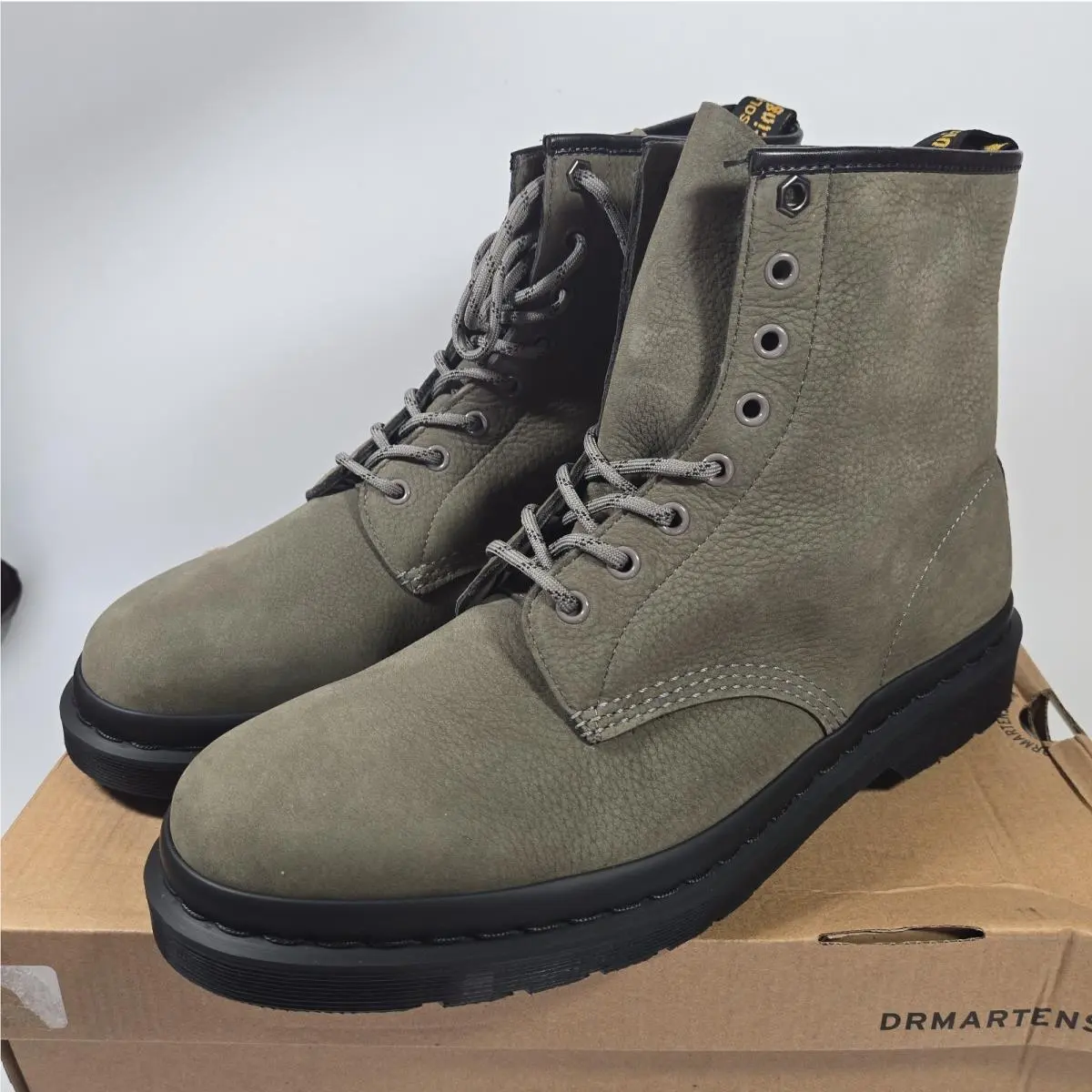 ​dr. Martens 1460 Boots Mens Size 13 Nickel Grey Milled Nubuck WP 31129059