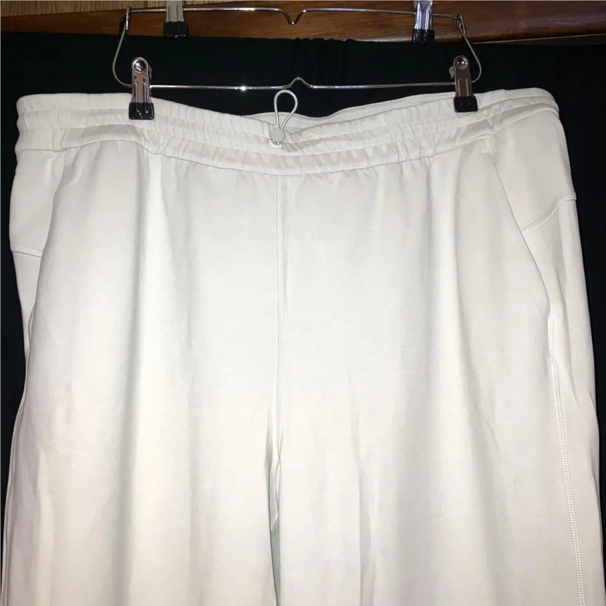 Lululemon clothing - White 0