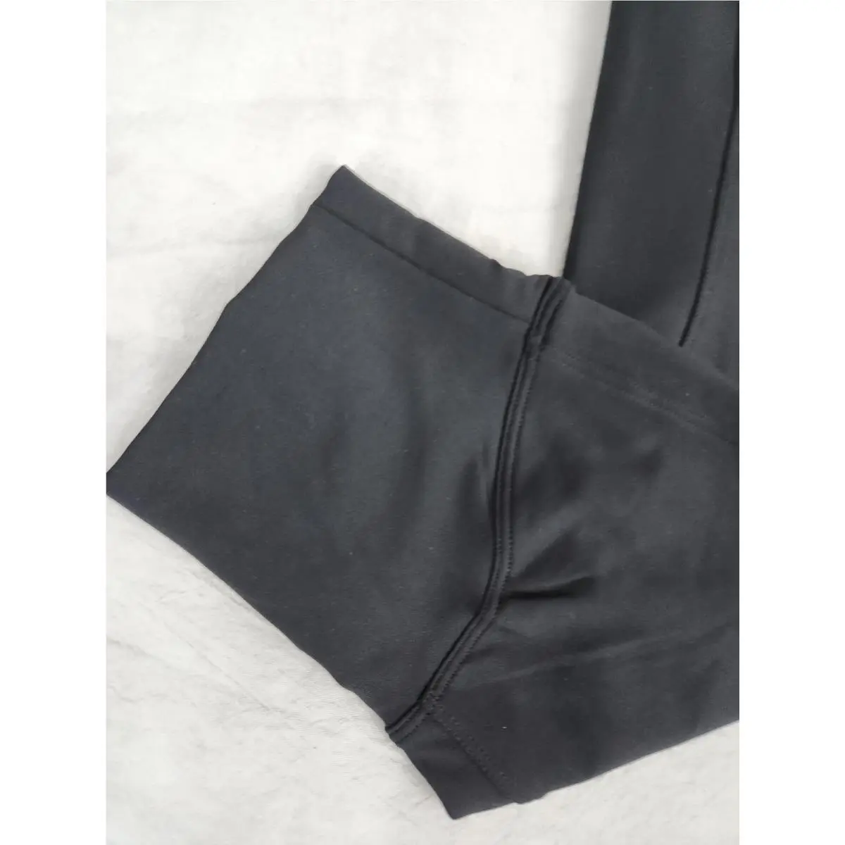 Lululemon clothing - Black 3