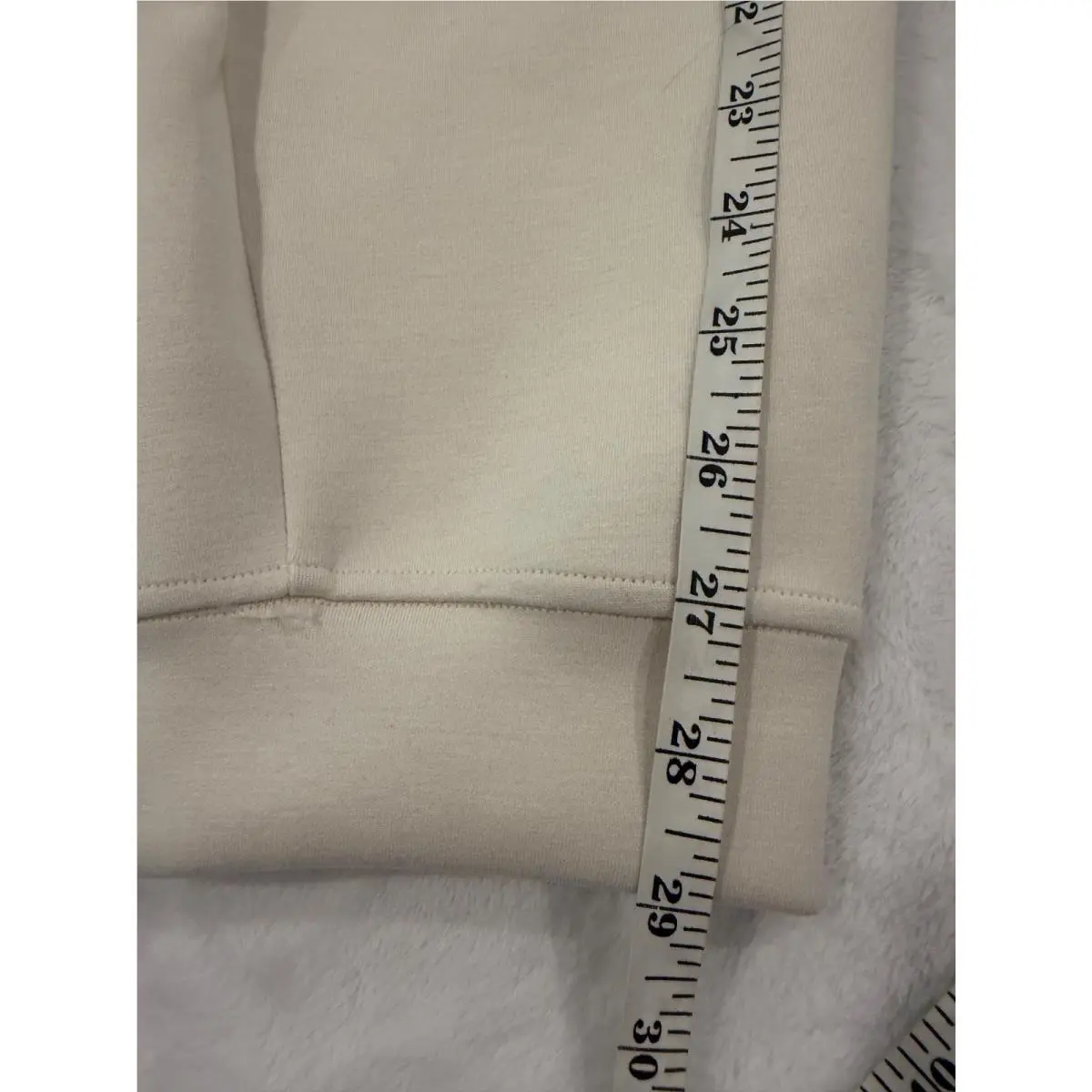 Lululemon clothing - Ivory 2
