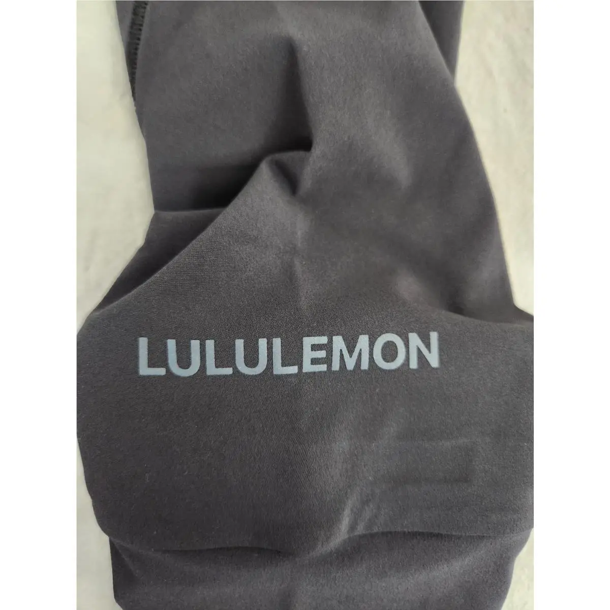 Lululemon clothing - Black 7