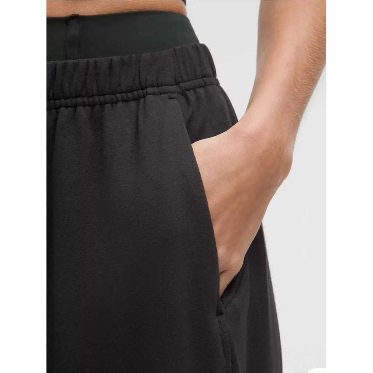 Lululemon clothing - Black 2