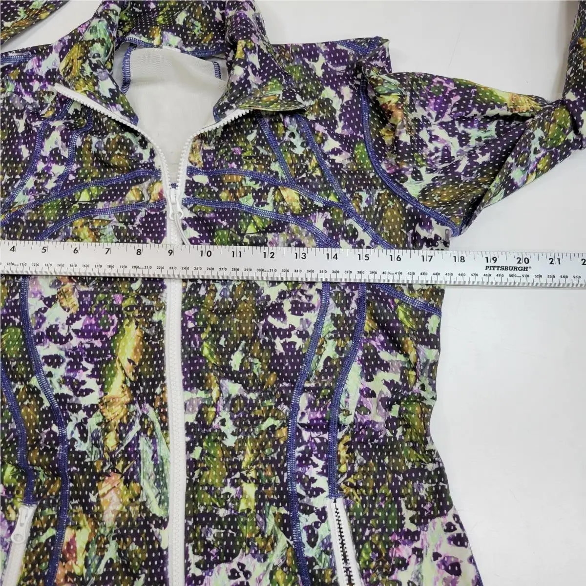 Lululemon clothing - Multicolor 2