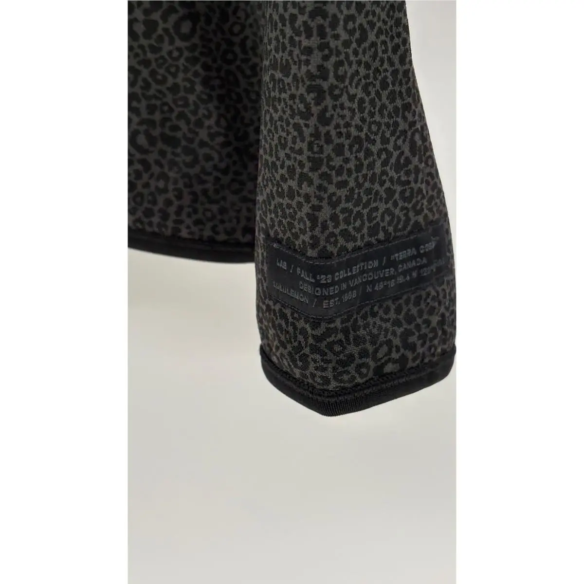 Lululemon clothing - Gray 5