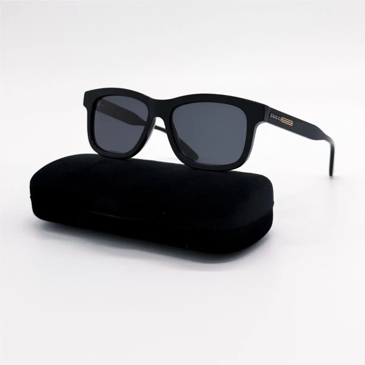 Gucci GG0824S 005 Black Classic Sunglasses Men