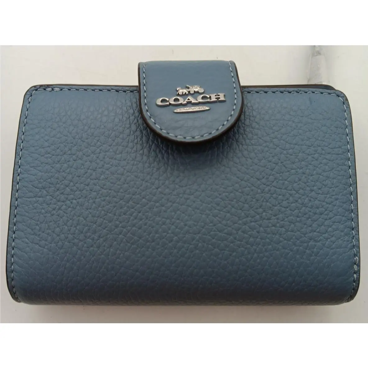 Coach Medium Corner Zip Wallet Silver/pale Lapis CB041