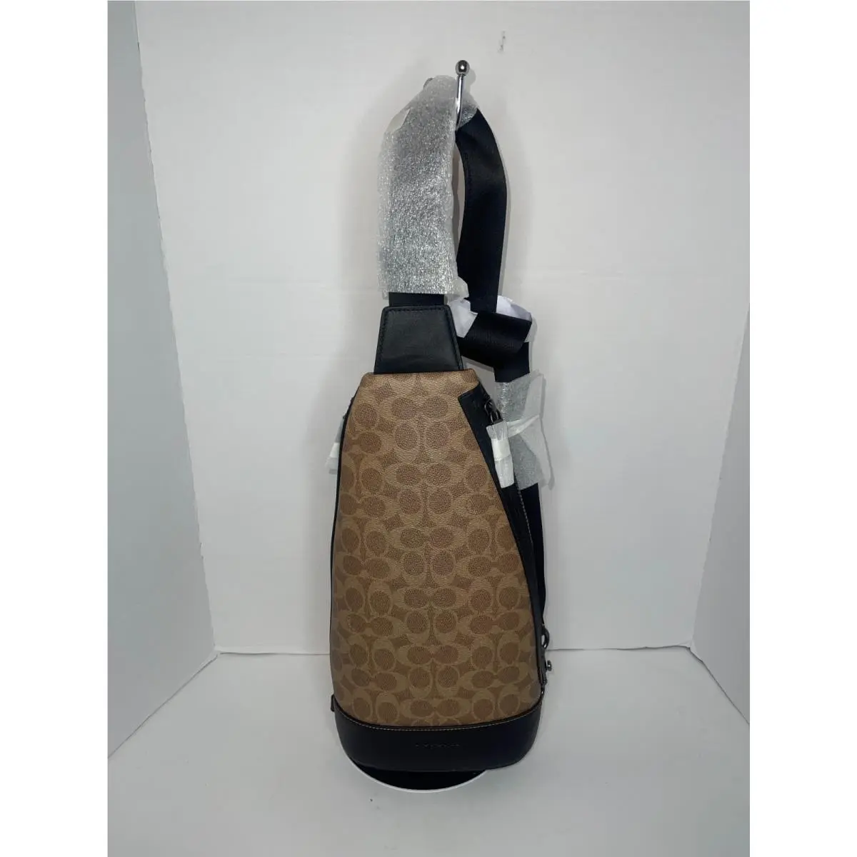 Men`s Coach Dominic Sling Pack in Signatures Canvas Gunmetal Tan Black