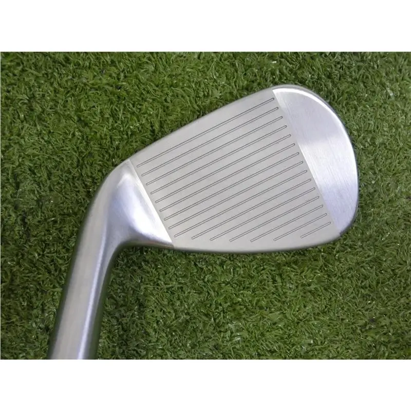 TaylorMade  - 2025 P790 1