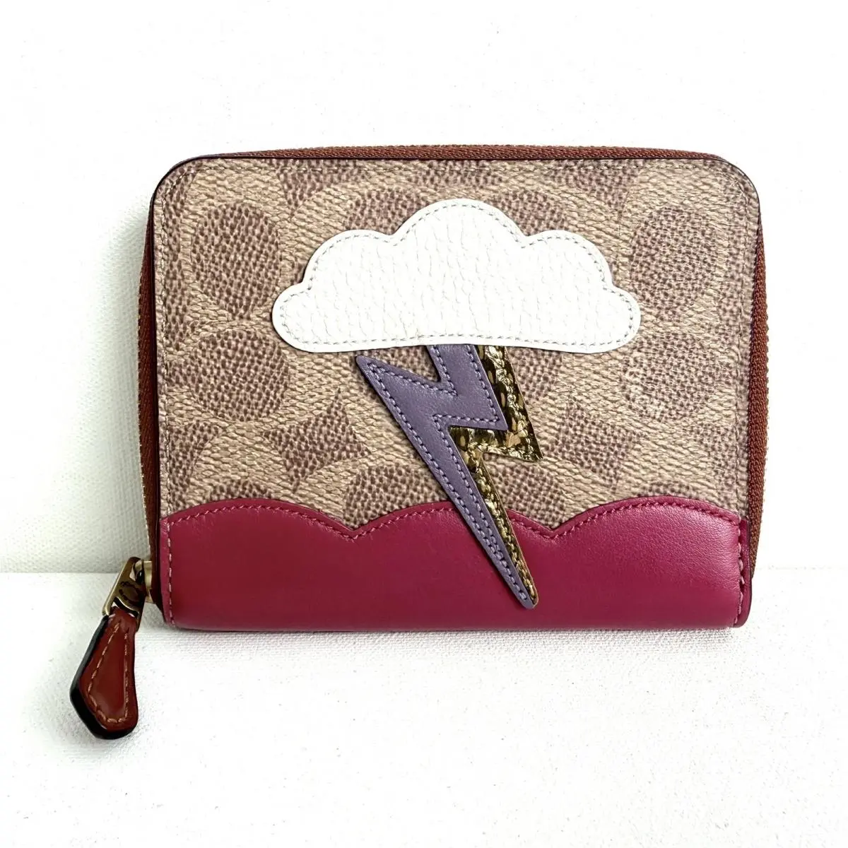 Coach Zip Around Wallet Signature Canvas Leather Appliqué 69790 Rust