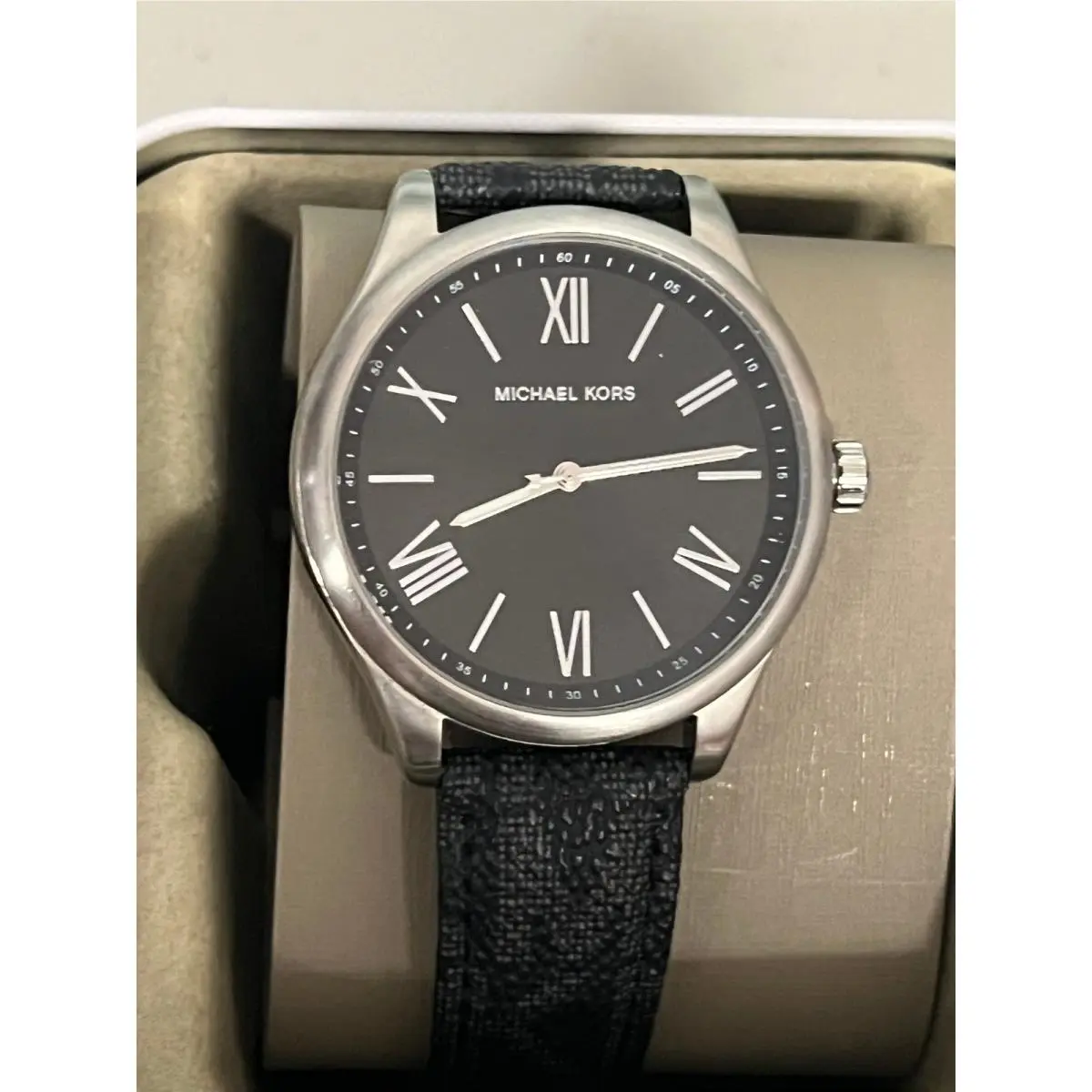 MK8929 Benning Quartz Black Dial Men`s Watch by Michael Kors