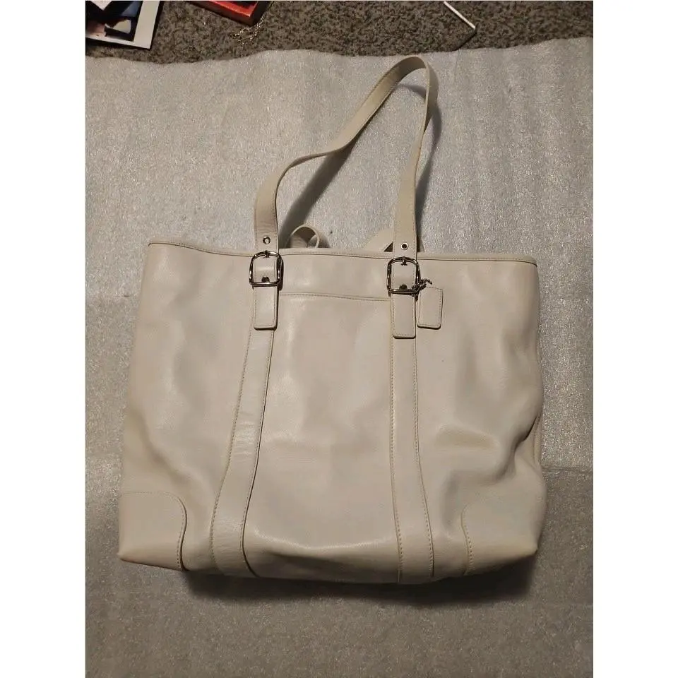 Coach Vintage White Leather Tote Bag