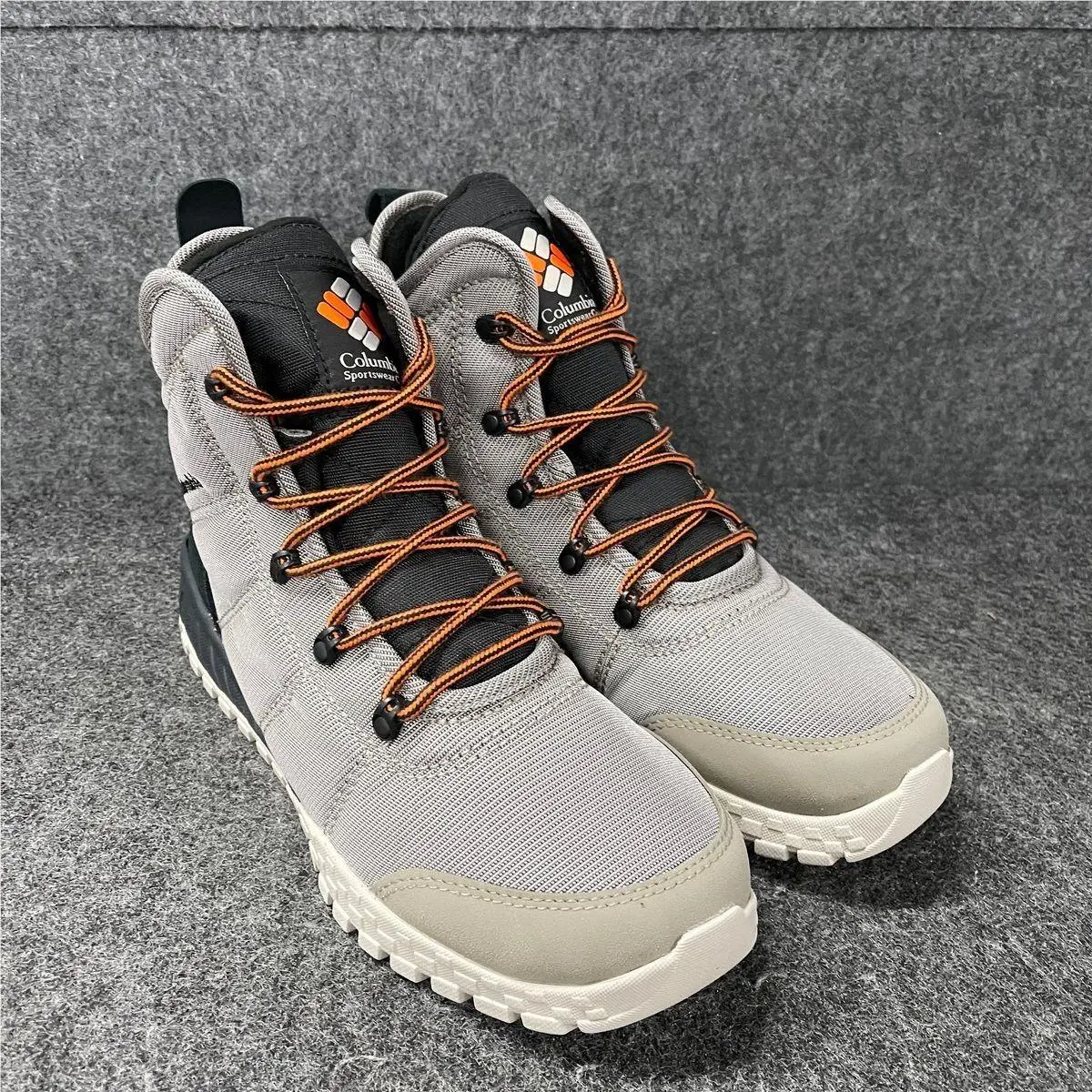 Columbia Fairbanks Omni-heat Boot Men`s Size US 8 Kettle/tangy Orange